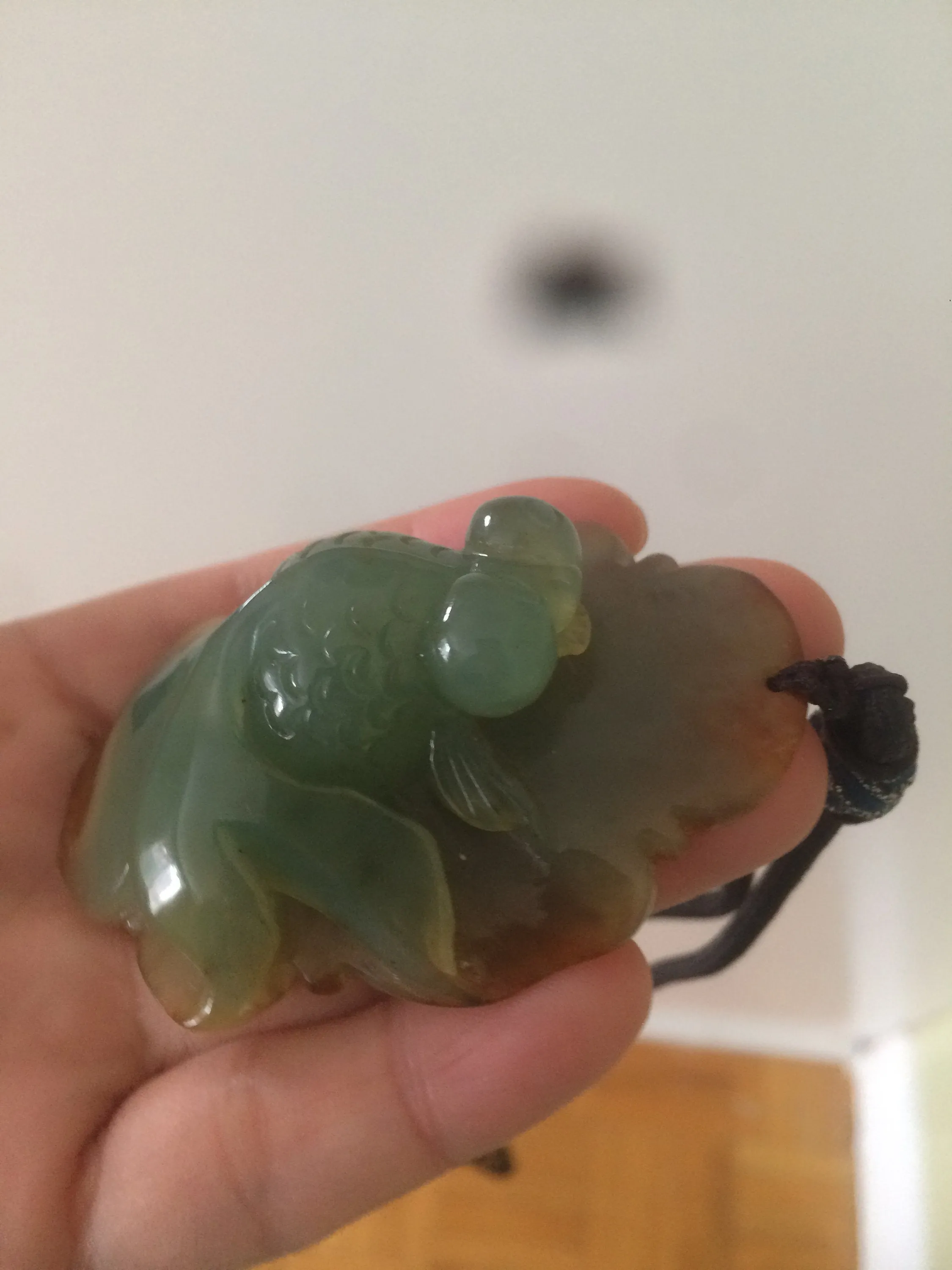 100% Natural clear blue/green/yellow Xiu Jade(Serpentine) 3D golden fish Pendant/worry stone/Desk decoration T562