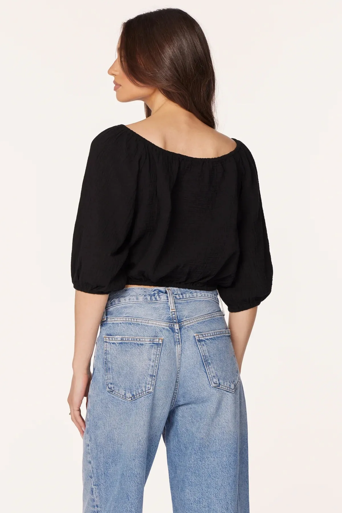 BOATNECK SHIRRED 3/4 SLEEVE TOP