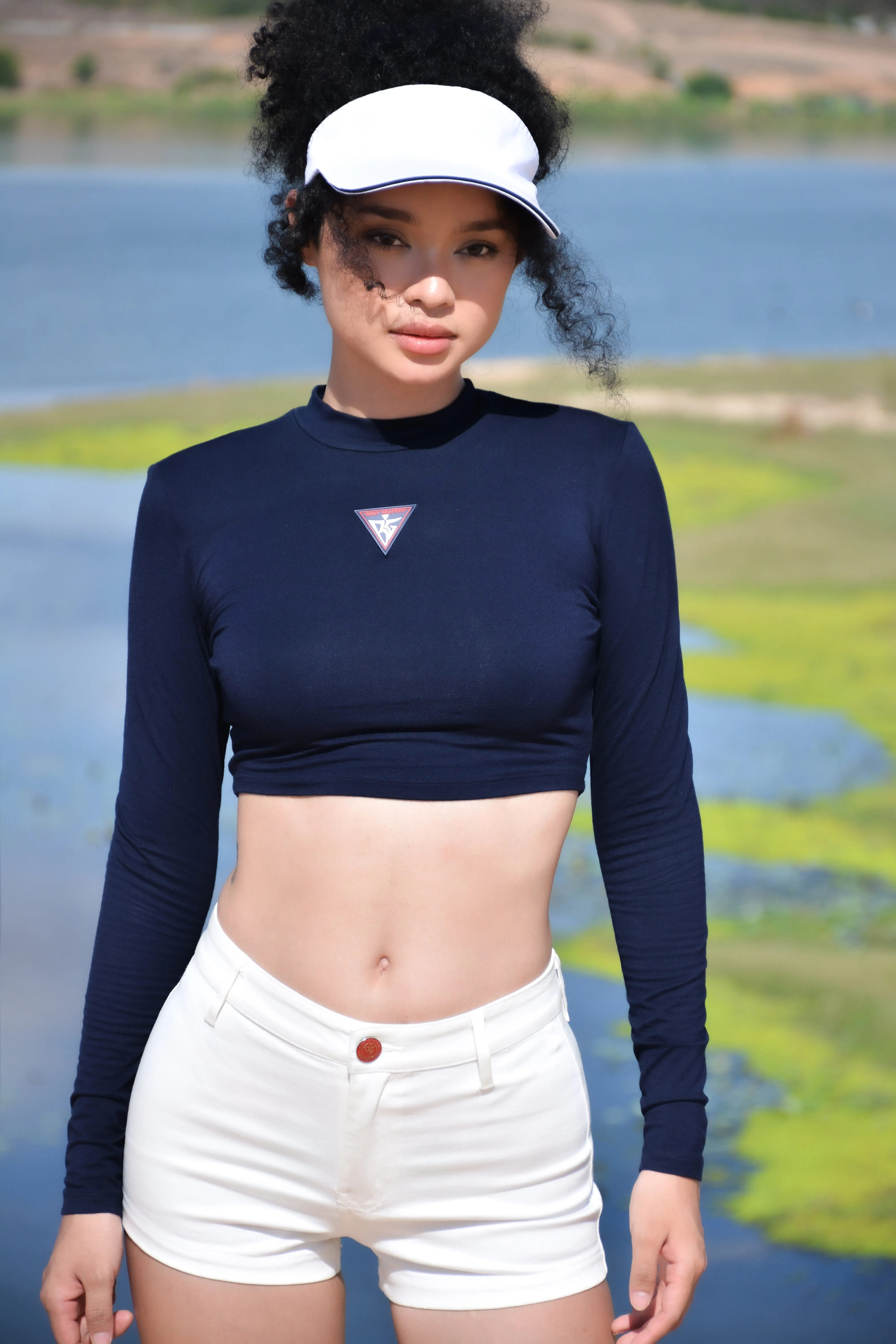 Women's Long Sleeves Crop-top (Emblem)